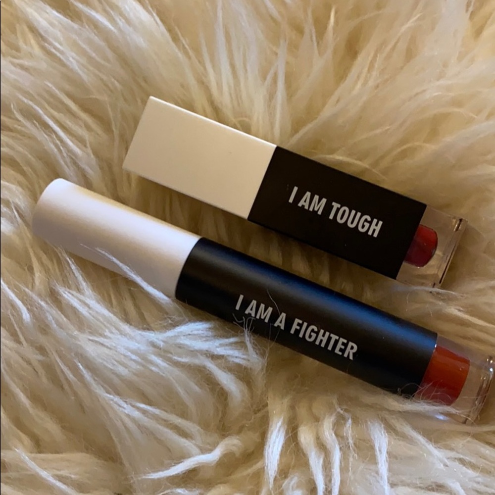 Lipstick & gloss